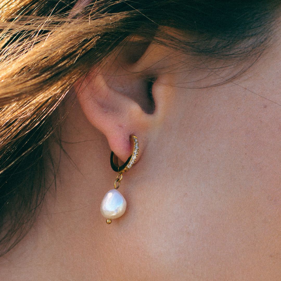 Aurelia™ Freshwater Pearl Hoop Earrings