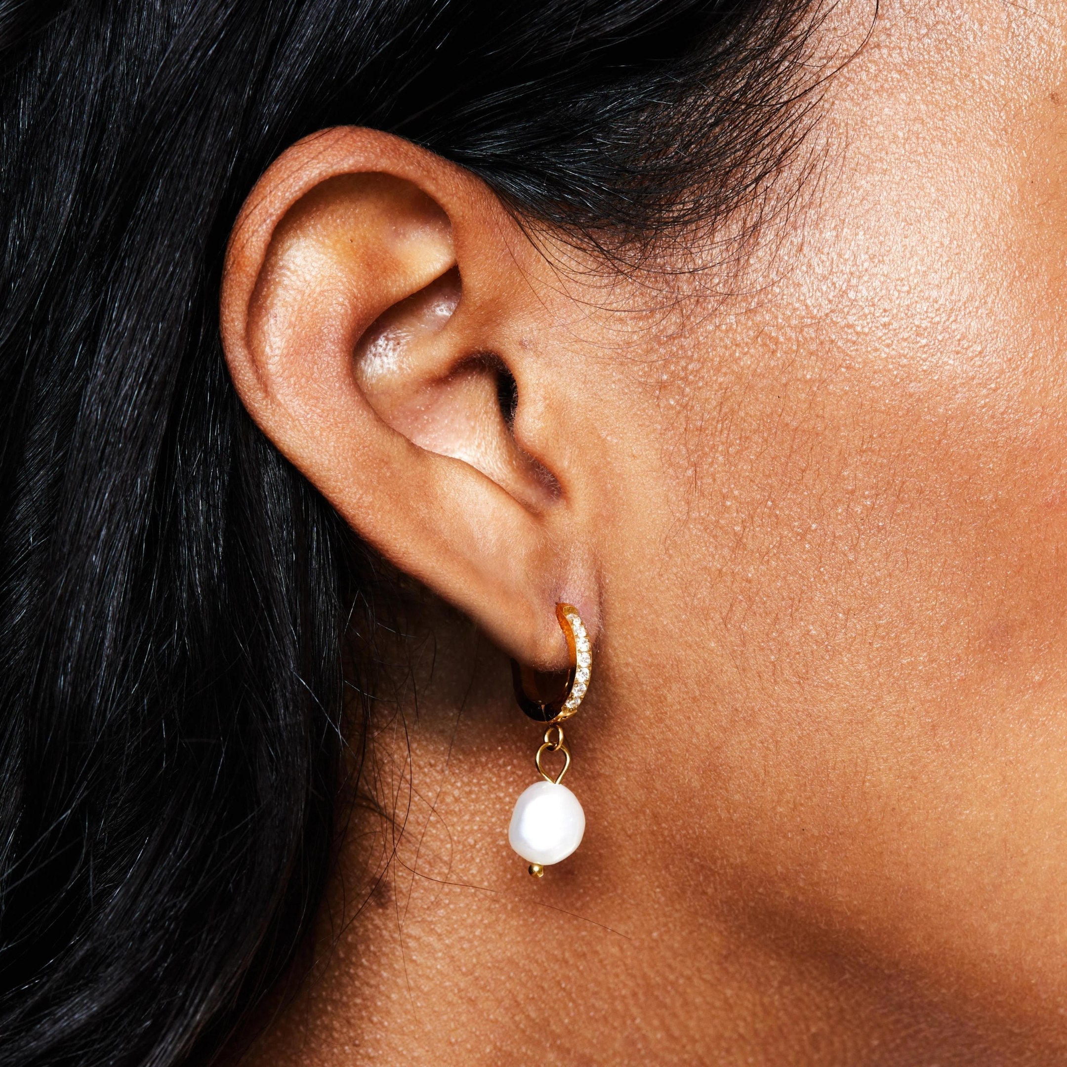 Aurelia™ Freshwater Pearl Hoop Earrings