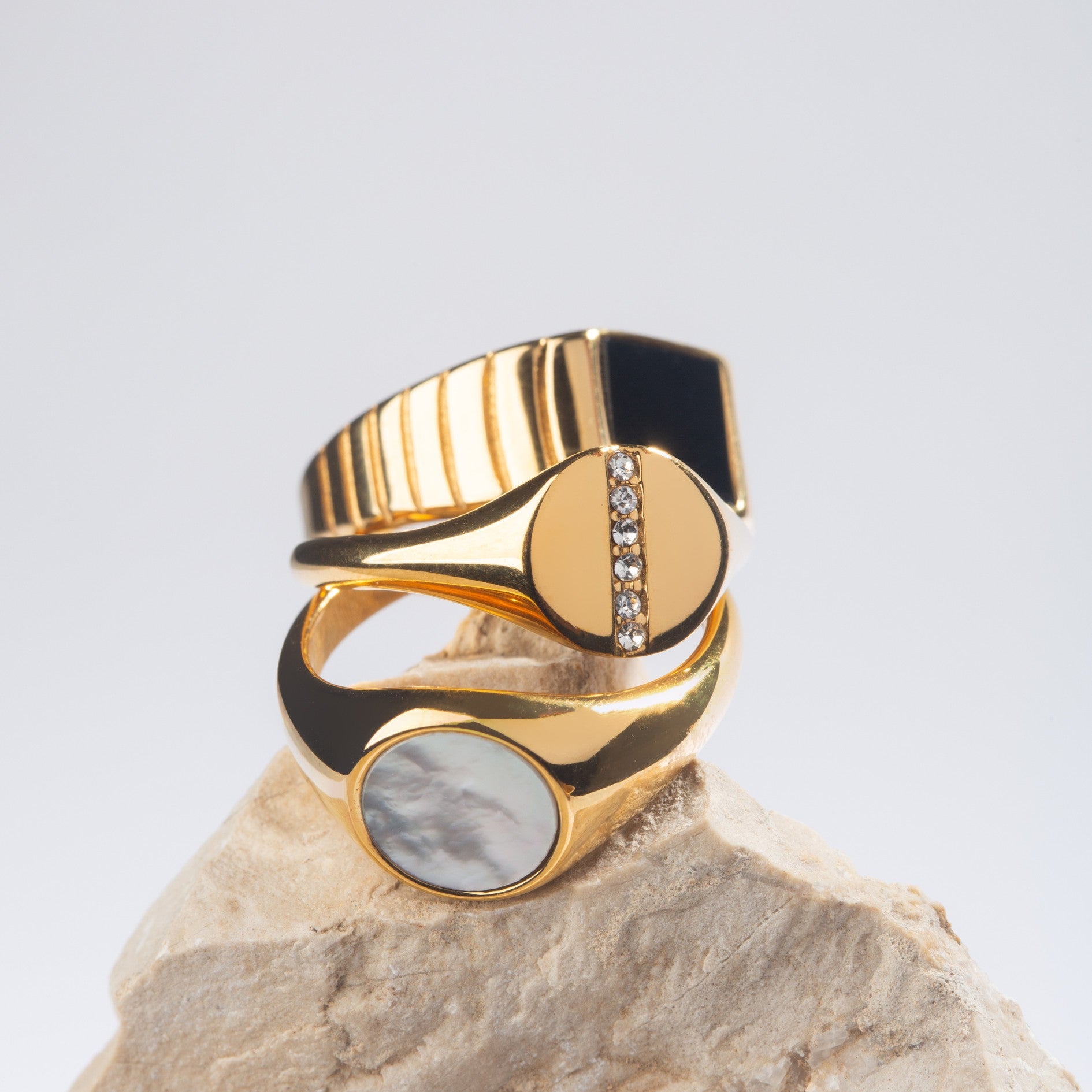 Celestia™ Mother of Pearl Ring